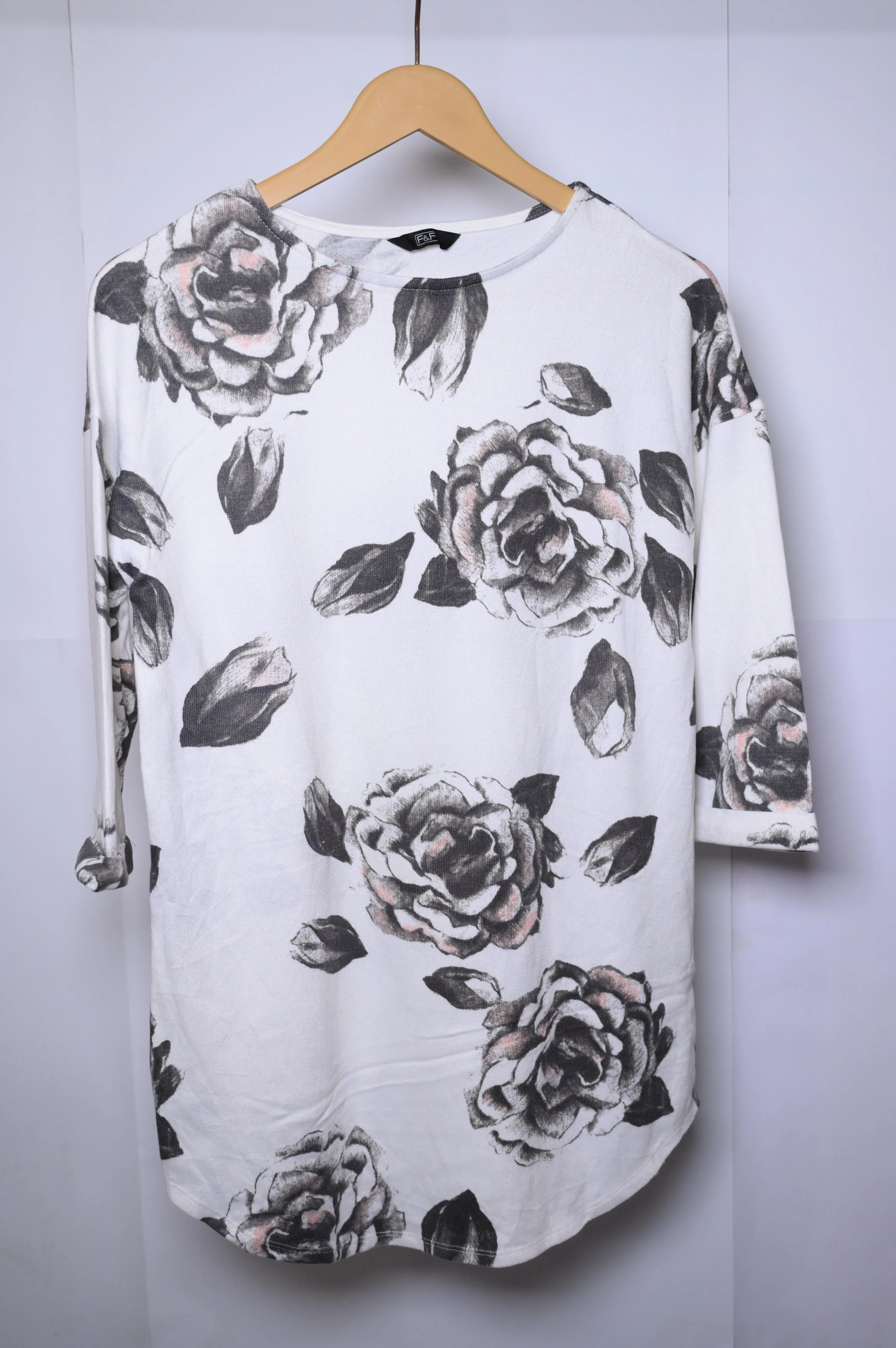 F&F White with Flowers Sweatshirt - Medium