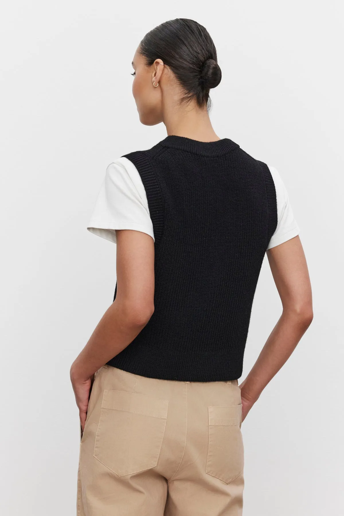 LU SWEATER VEST