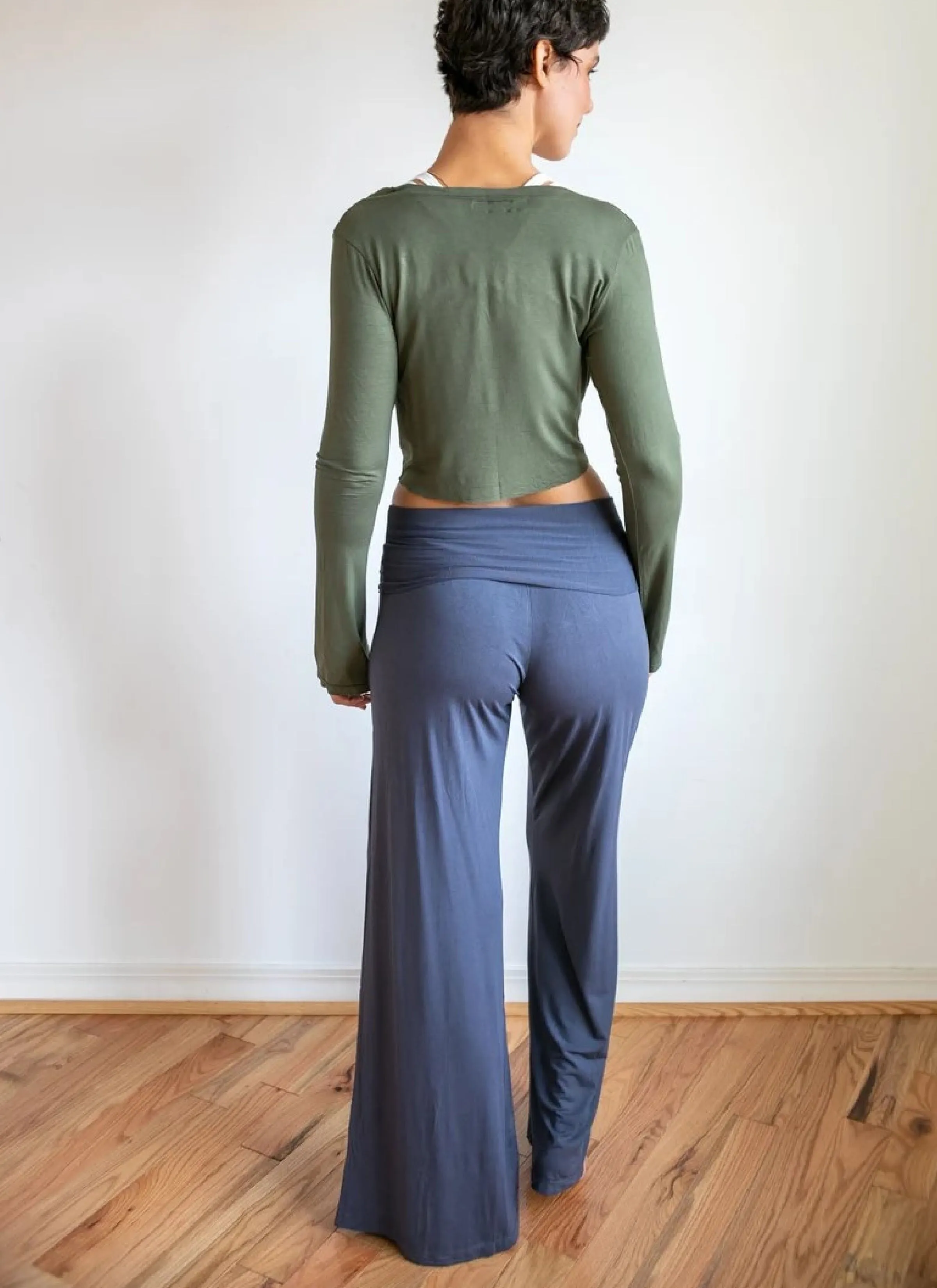 Sage Straight Leg Palazzo Yoga Pants in Gray