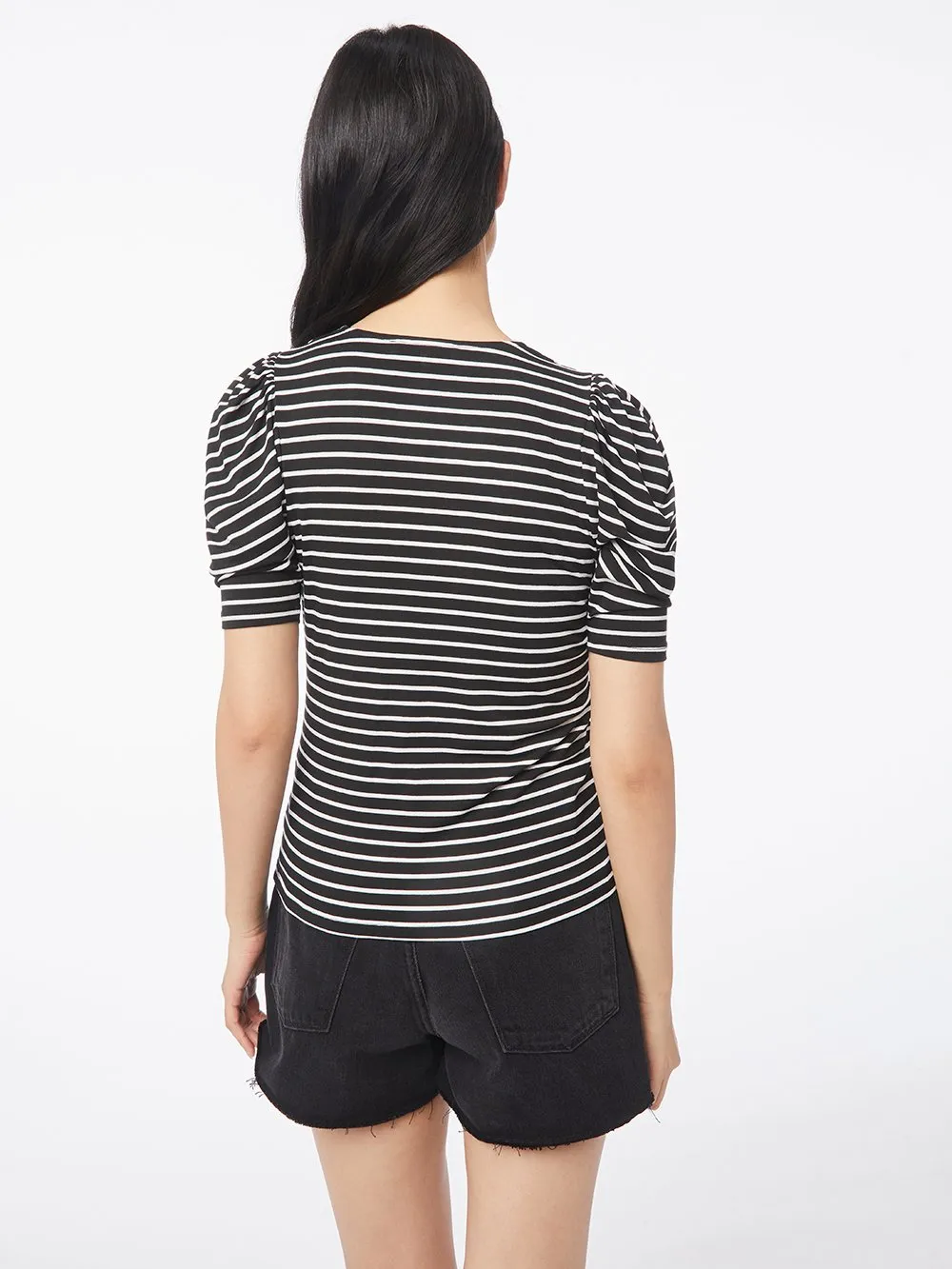 Shirred V Short Sleeve Top -- Noir Multi